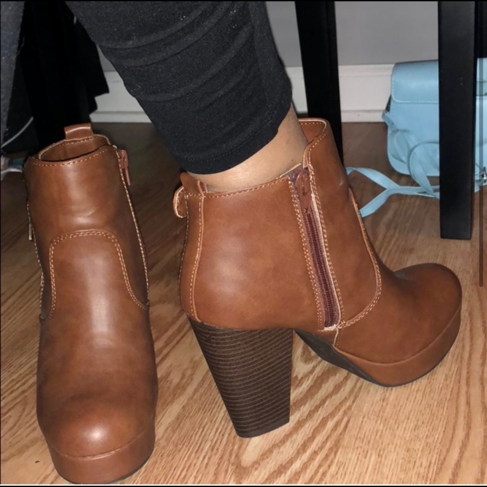 Like New Material Girl Brown Buckle Zip Booties